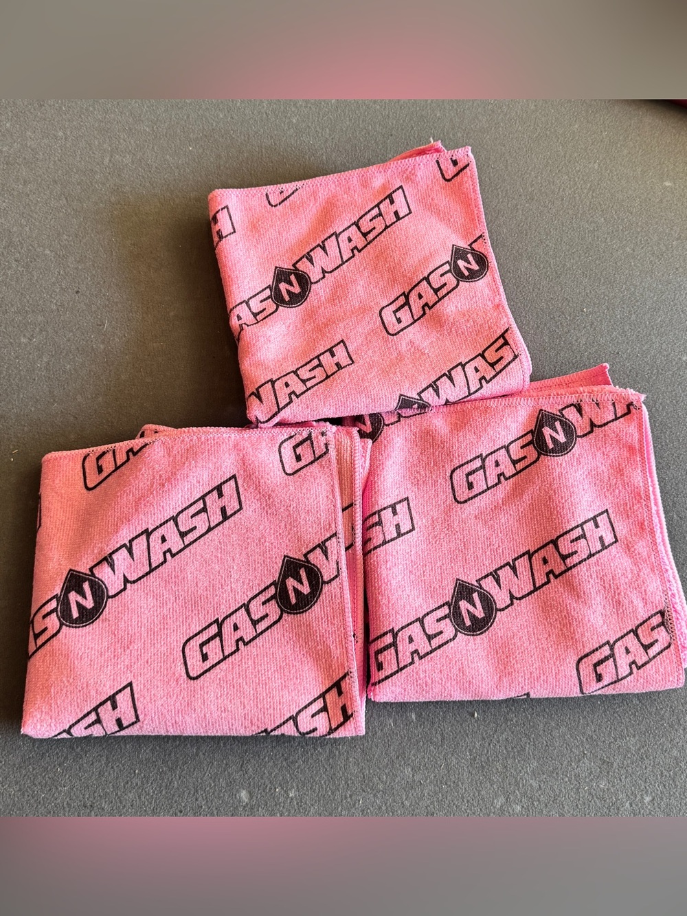 Pink Gas N Wash NEVER USED NEW Microfiber Cleaning Cloths - 3 Pack